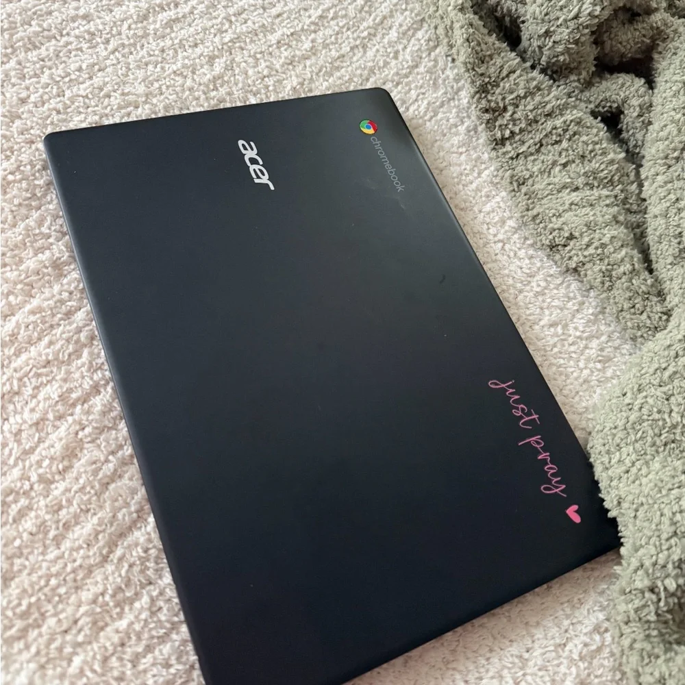 Acer Chromebook - Black with Pink Accents
